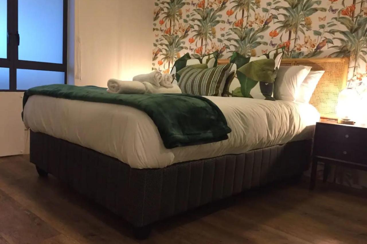 Apartment Stylish 2 Bedroom In With Stunning Views